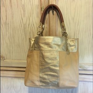 TH Pebbled Leather Purse/Tote